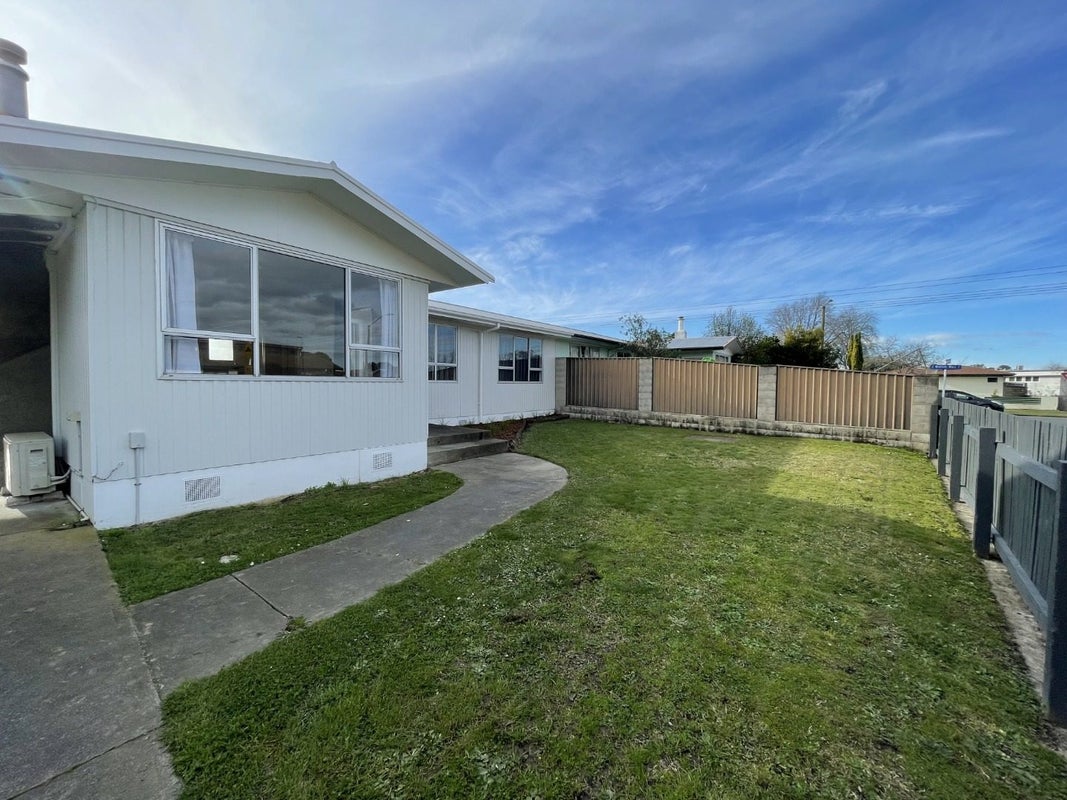 8 Ardrossan Avenue, Flaxmere, Hastings - Carousel 13