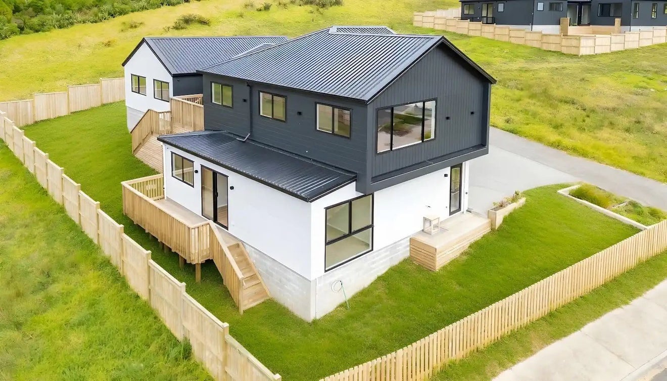 30 Awanui Road, Red Beach, Whangaparaoa - Carousel 2