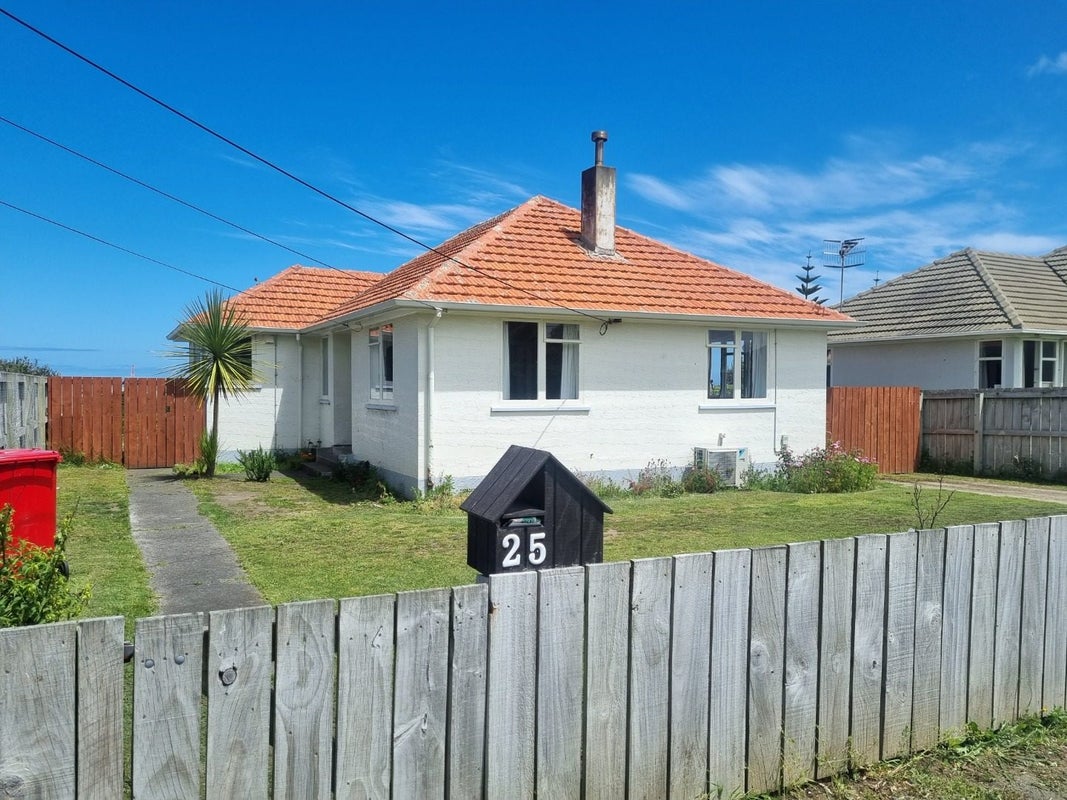 25 Akatea Street, Gonville, Whanganui - Carousel 1