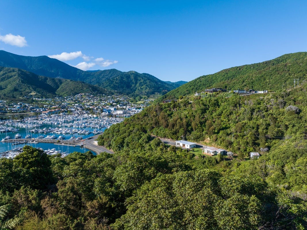 45/55 Marina Drive, Waikawa, Picton - Carousel 1
