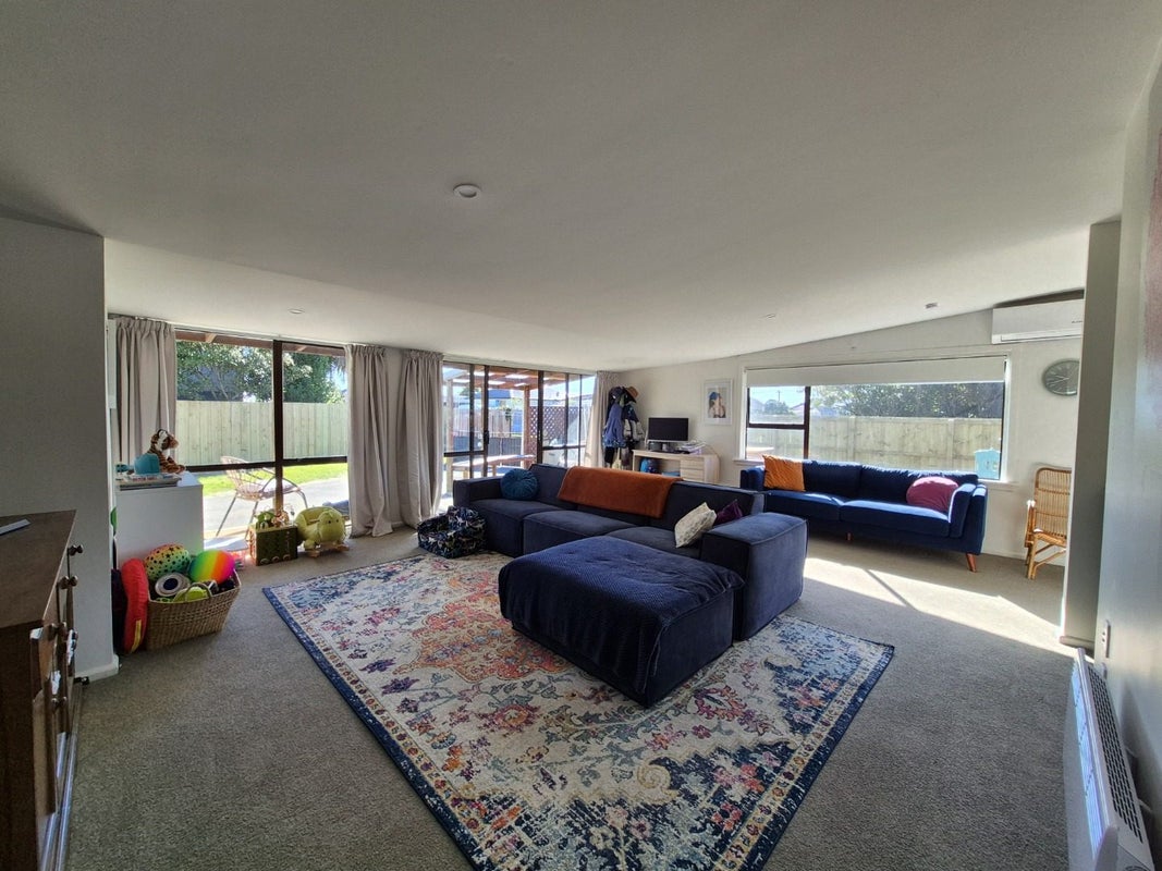 28 Malta Crescent, South New Brighton, Christchurch - Carousel 1