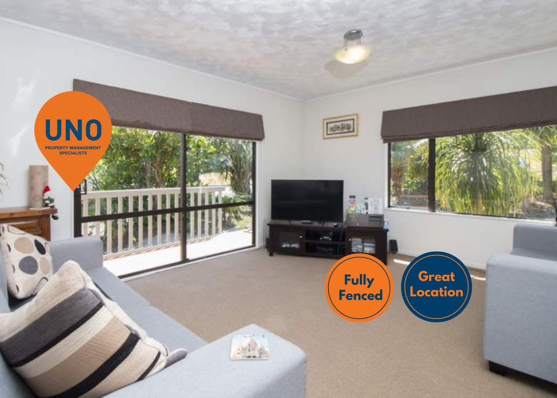4 Altair Place, Windsor Park, Auckland - Carousel 1