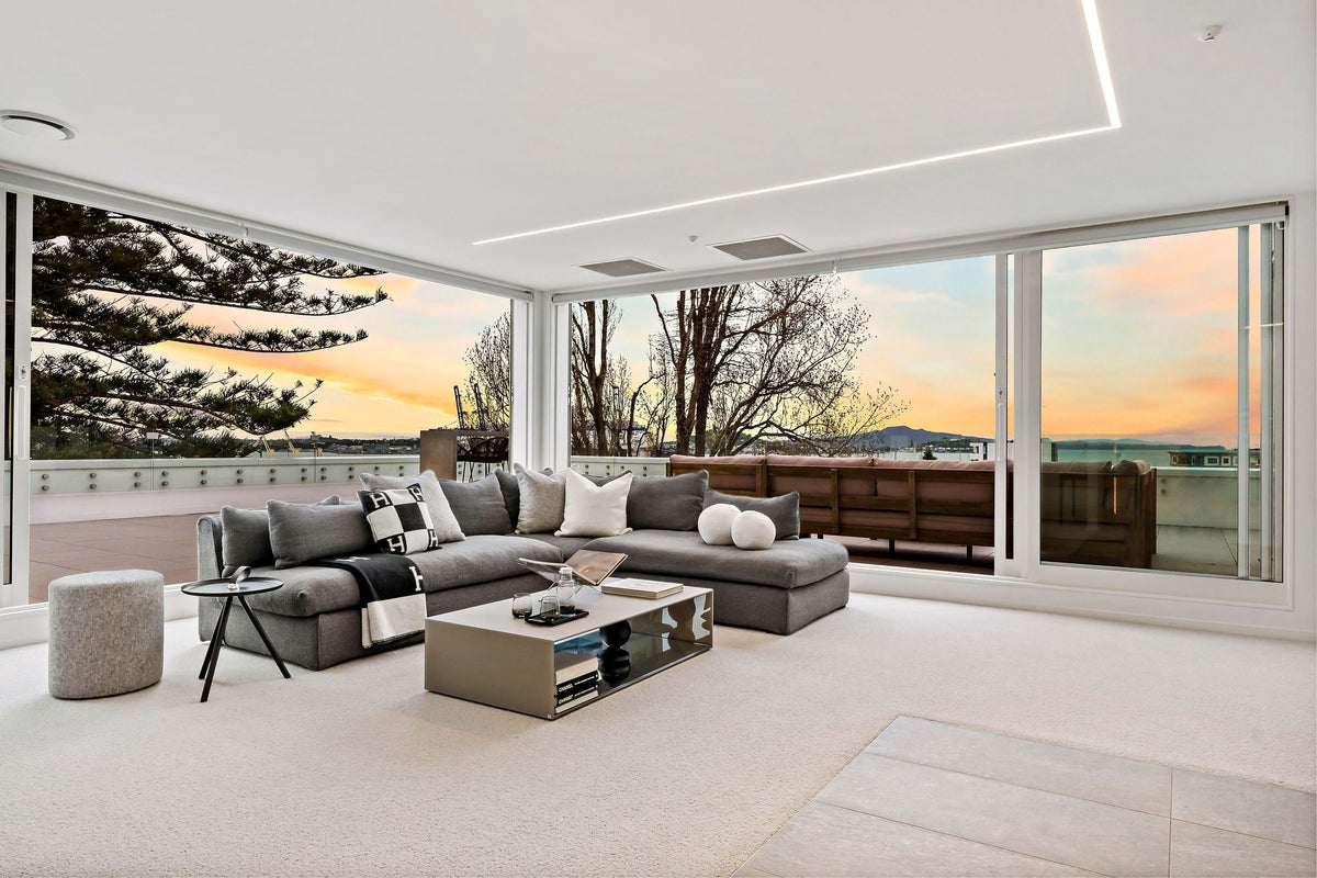 P1/30 York Street, Parnell, Auckland - Carousel 2