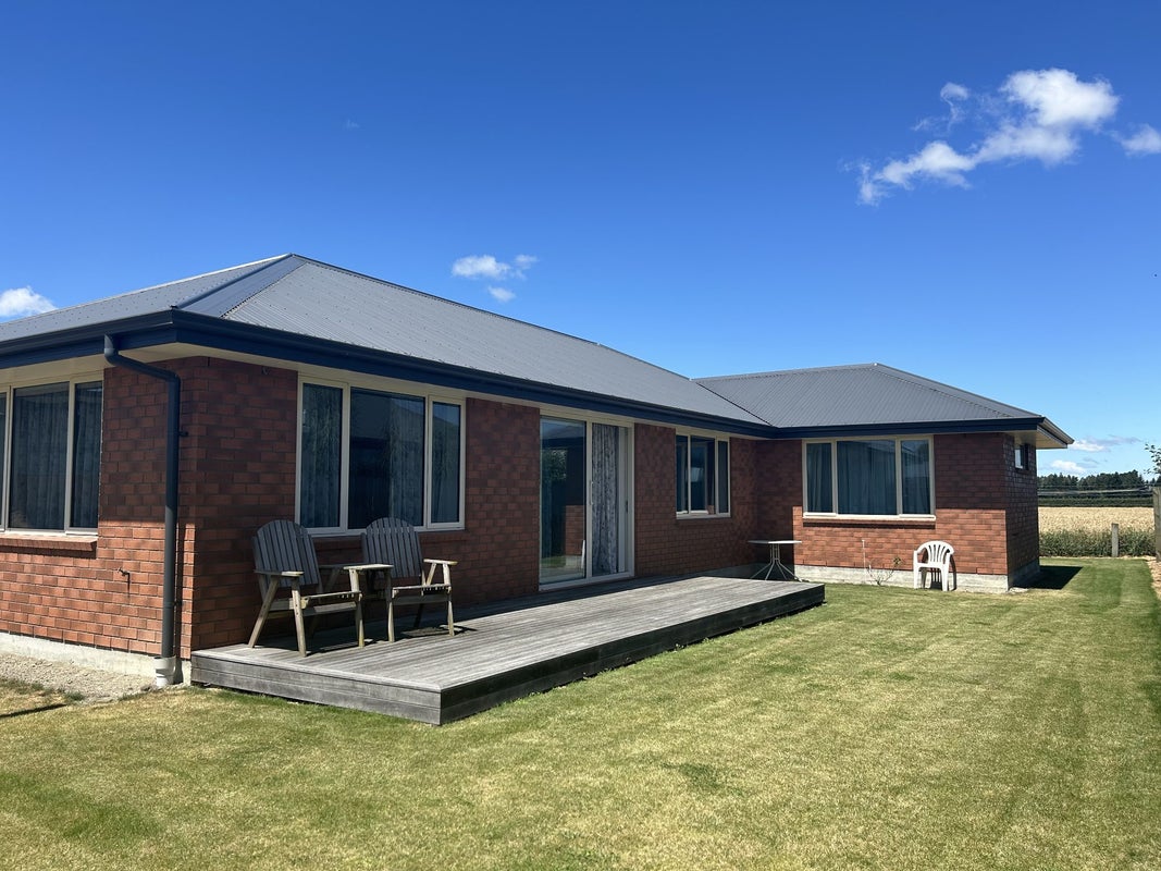 11 Wayne Place, Methven, Methven - Carousel 2