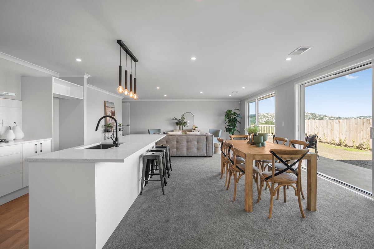 72 Farnworth Terrace, Glenside, Wellington - Carousel 2