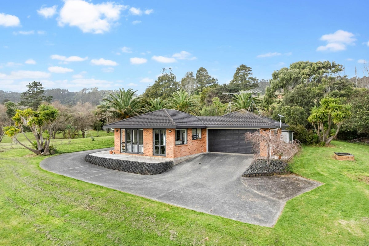 23 Tarrant Road, Helensville, Helensville - Carousel 8
