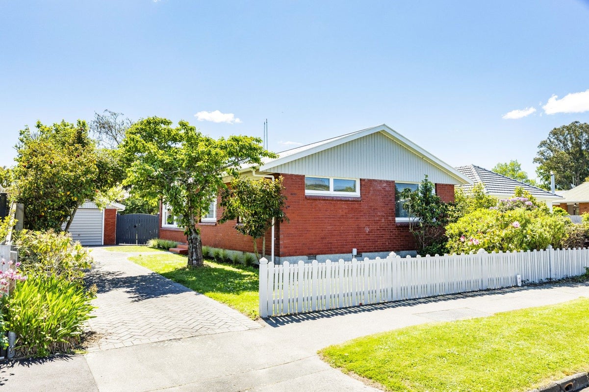 18 Hurunui Street, Cracroft, Christchurch - Carousel 18