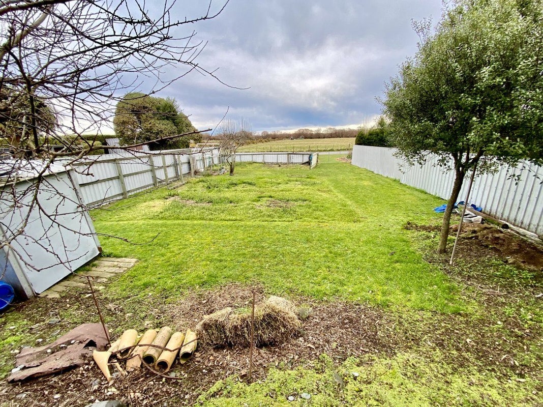 42 Pacific Drive, Leeston - Carousel 26