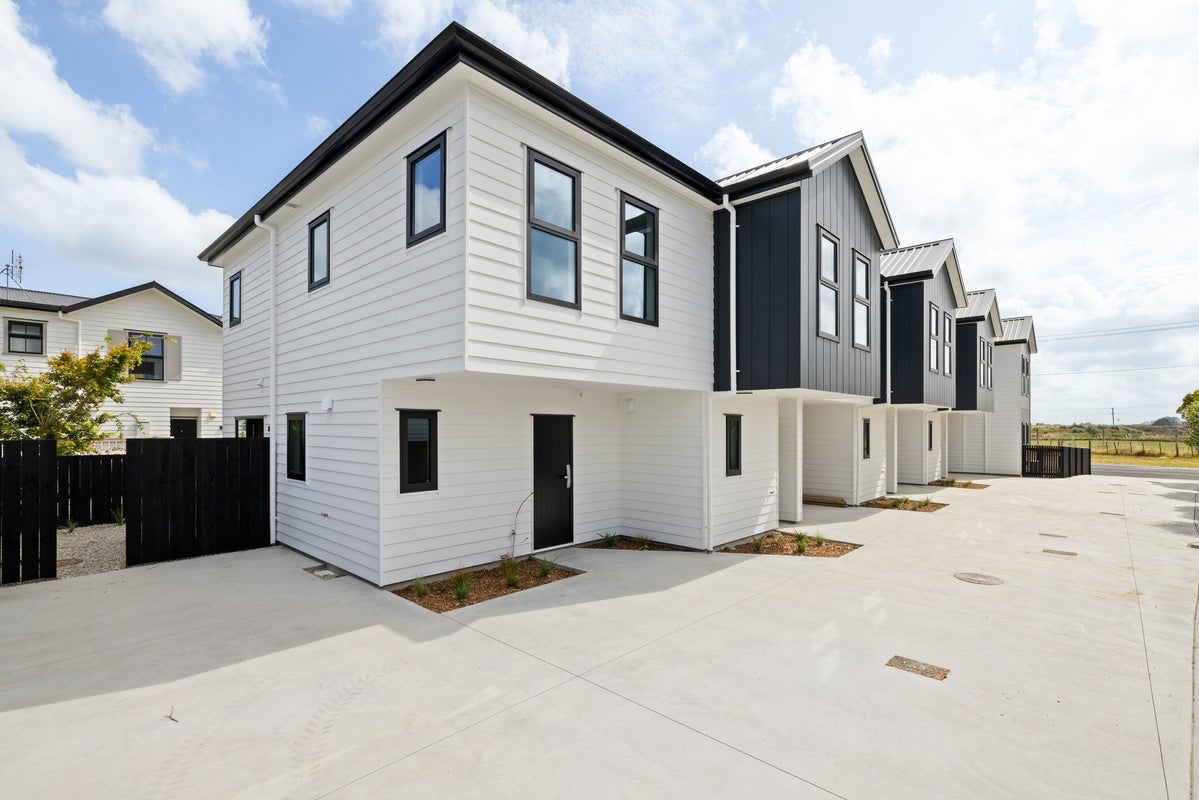 5/133 Silverdale Road, Silverdale, Hamilton - Carousel 1