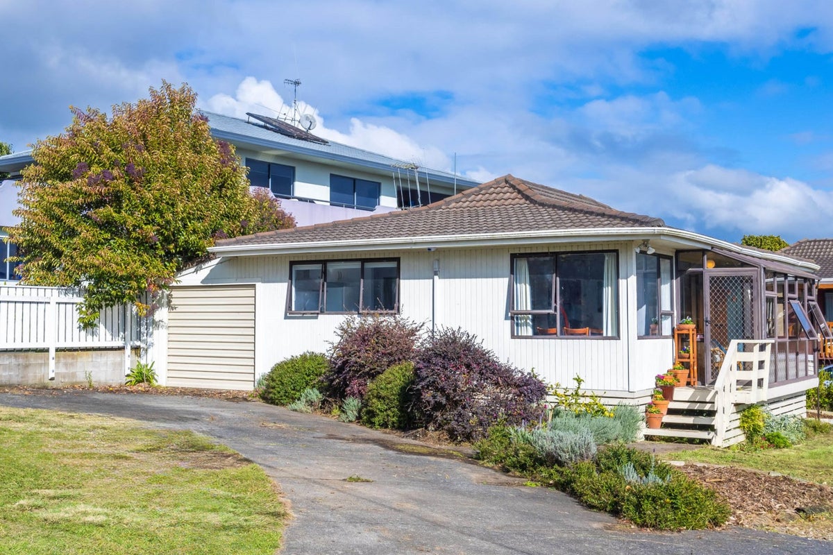 1/794 Kihikihi Road, Te Awamutu, Te Awamutu - Carousel 1