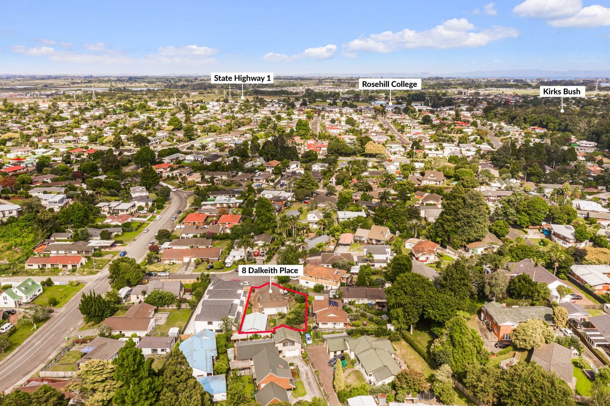 8 Dalkeith Place, Opaheke, Papakura - Carousel 1