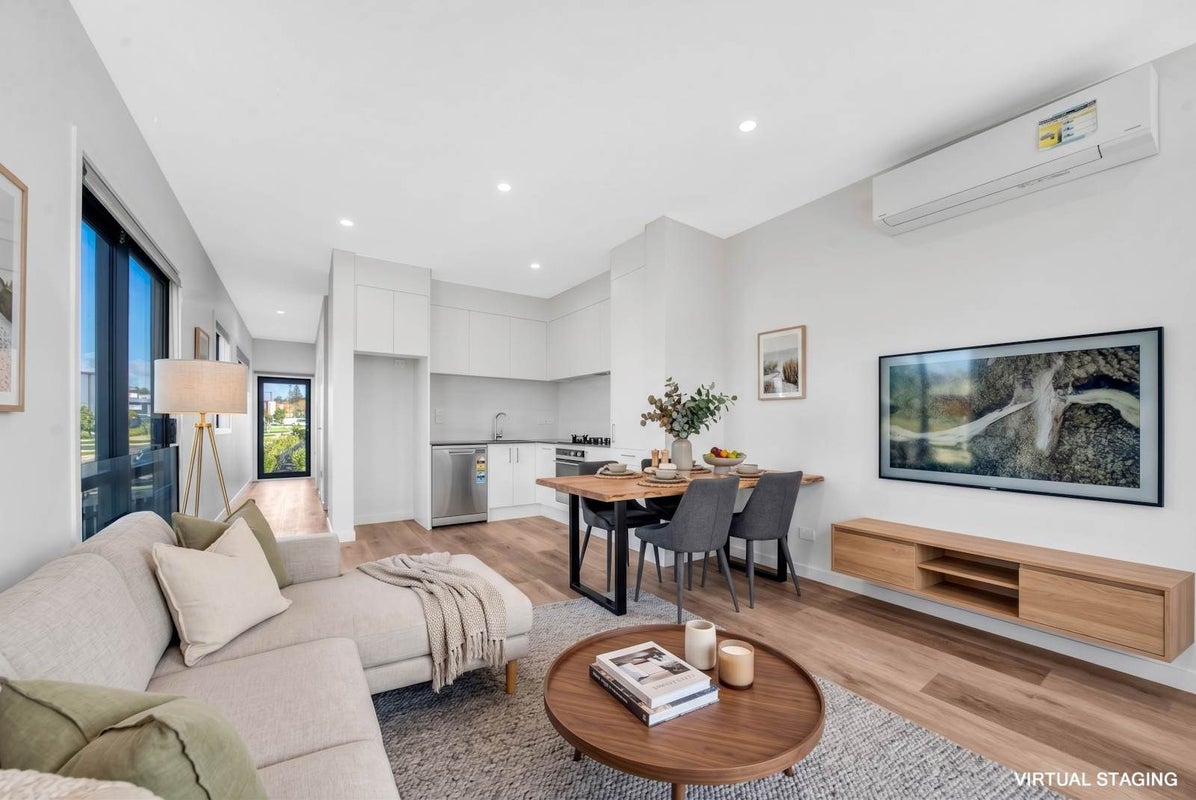 19 Tahere Road, Totara Heights, Manukau City, Auckland - Carousel 2