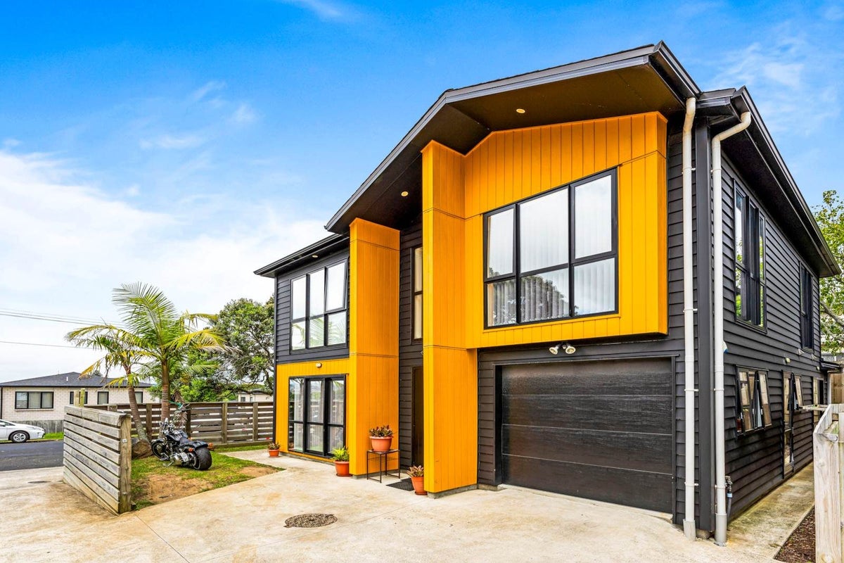 43 Hillcrest Road, Papatoetoe, Auckland - Carousel 2