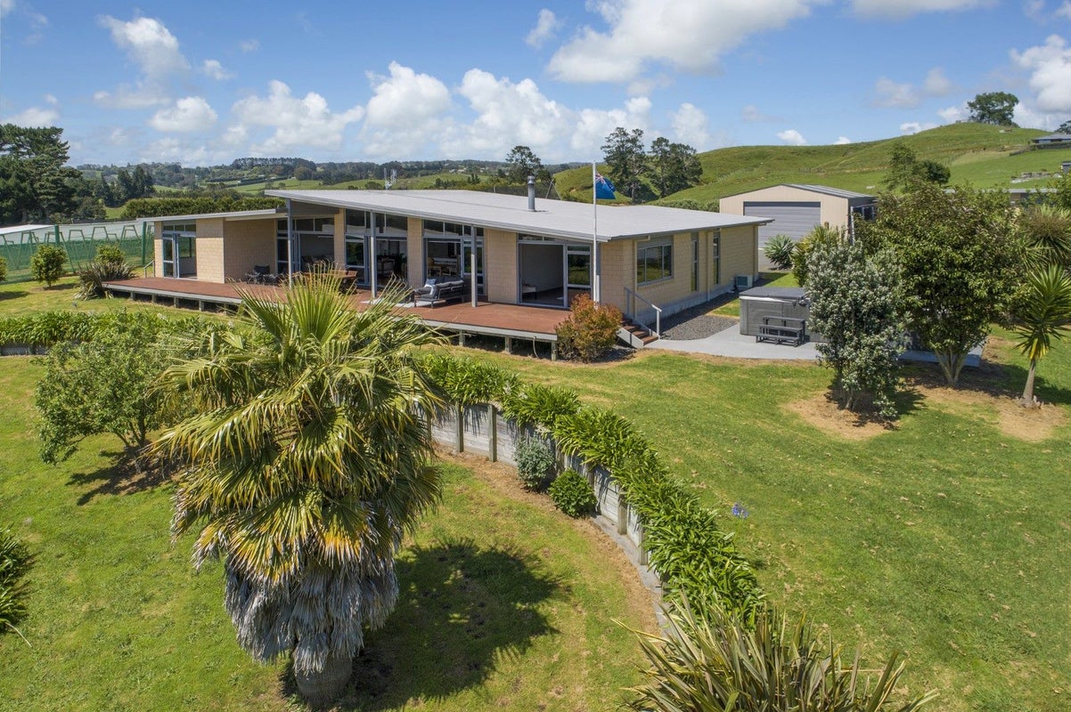 108D Plummer Road, Whakamarama, Tauranga - Carousel 1