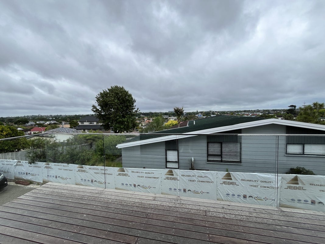 7B Glenshee Place, Highland Park, Auckland - Carousel 14