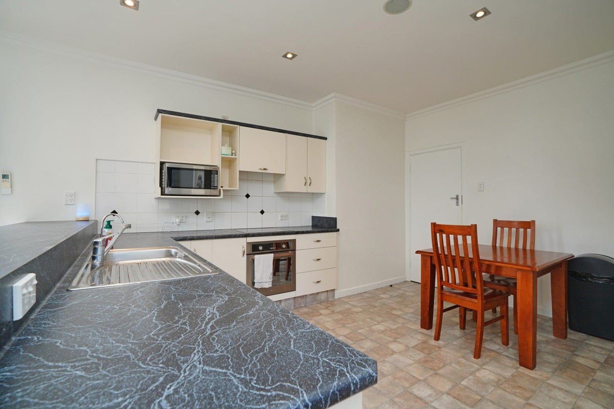 210 King Street, Windsor, Invercargill - Carousel 2