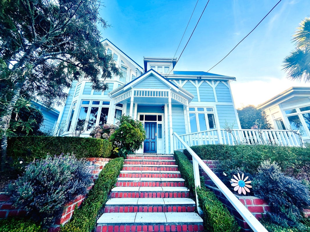 13 Paisley Terrace, Karori, Wellington - Carousel 2
