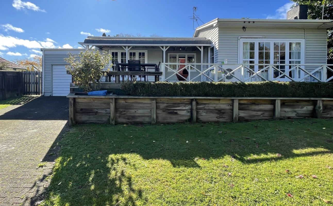 22A Lewis Road, Lynmore, Rotorua - Carousel 1