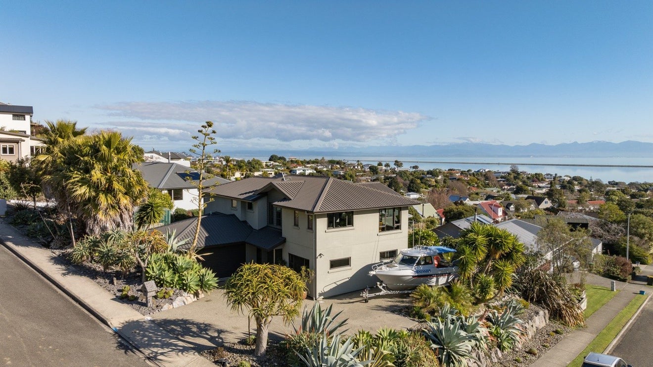 24 Werneth Street, Atawhai, Nelson - Carousel 29