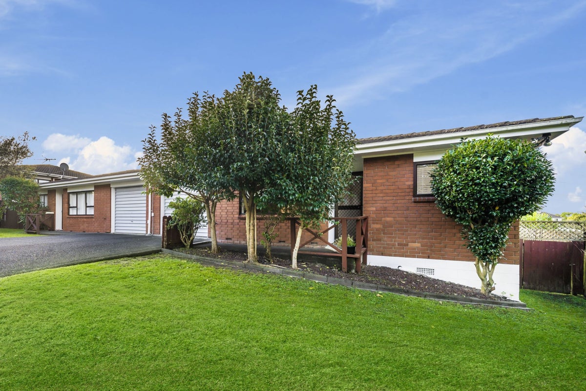 9/3195 Great North Road, New Lynn, Auckland - Carousel 1