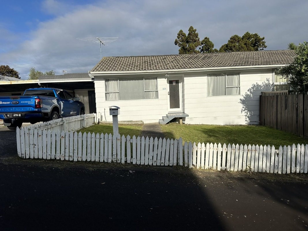 1/36A Sunnynook Road, Sunnynook, Auckland - Carousel 1