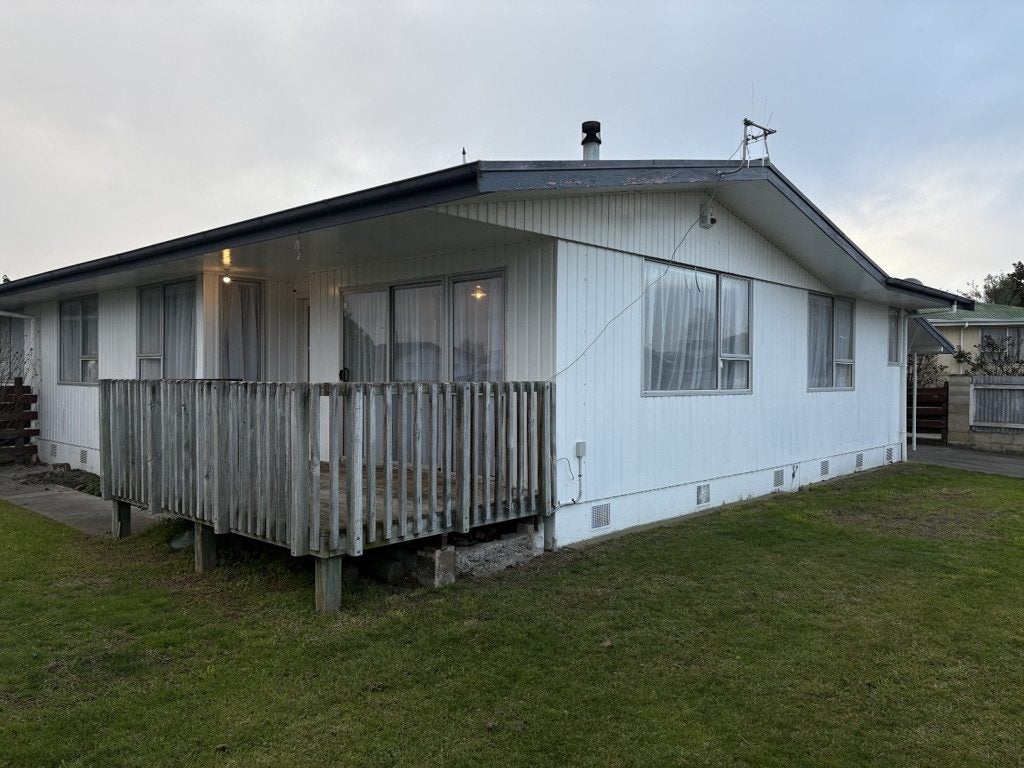 30 Stonehaven Street, Flaxmere, Hastings - Carousel 1