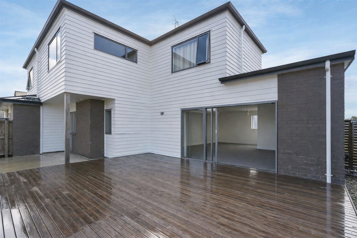 13 Springside Court, Huntington, Hamilton - Carousel 1