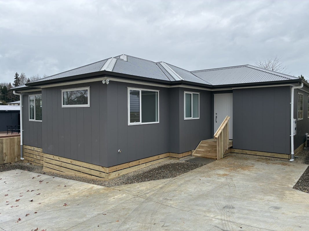 70 Rolleston Street, Kihikihi, Te Awamutu - Carousel 1