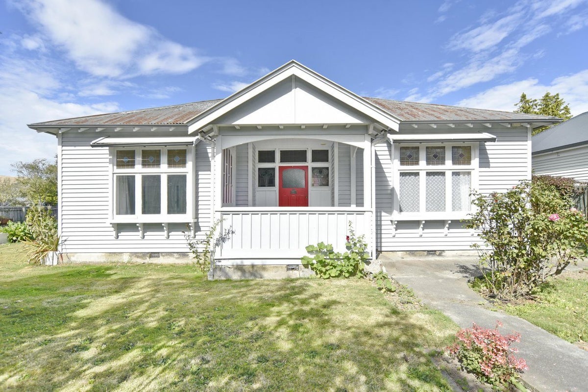 70 Laurence Street, Waltham, Christchurch - Carousel 1