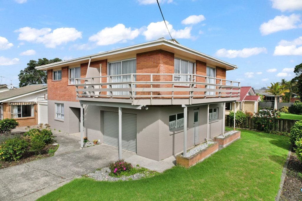 18A Moenui Avenue, Orewa, Orewa - Carousel 1