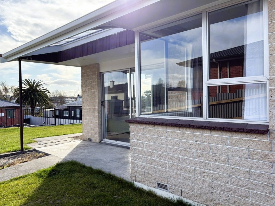1/2 Hunt Street, Seaview, Timaru - Carousel 1