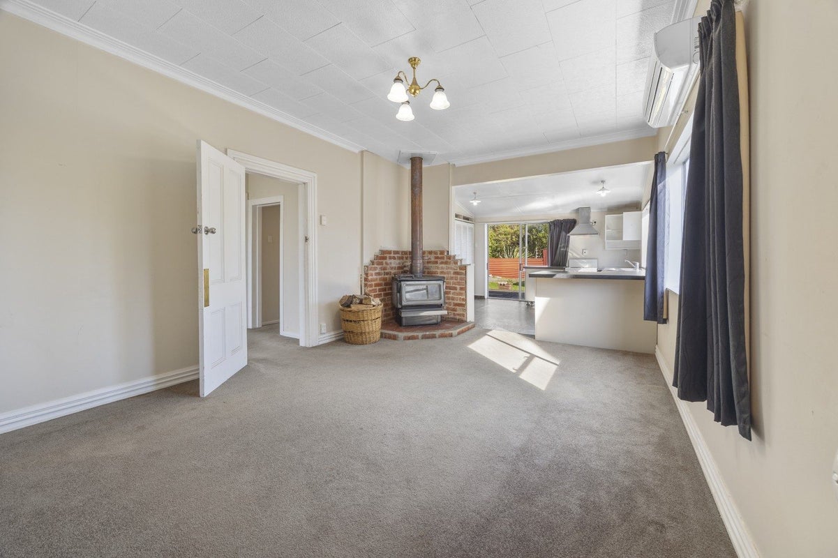 34 Queens Drive, Saint Kilda, Dunedin - Carousel 2