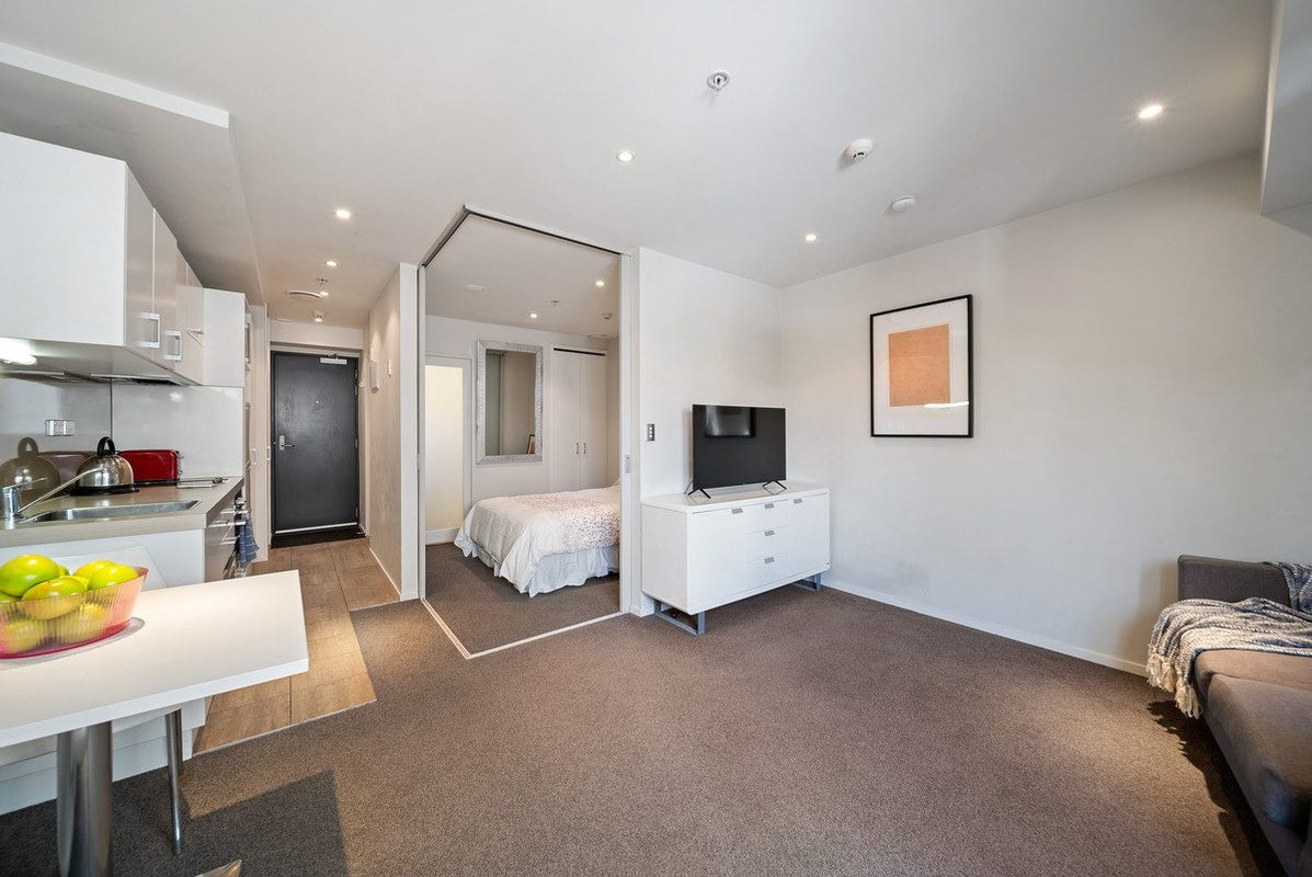 421/74 Taranaki Street, Te Aro, Wellington - Carousel 2