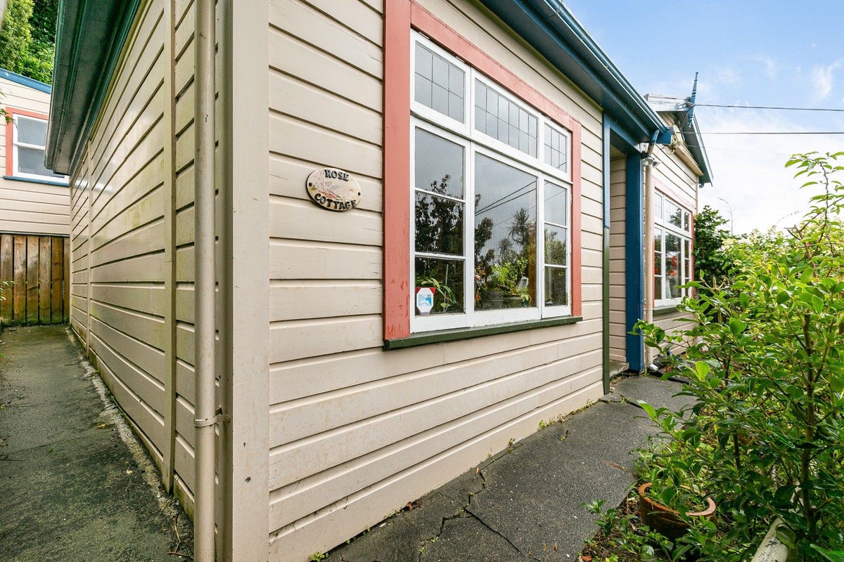 104 Ohiro Road, Brooklyn, Wellington - Carousel 2
