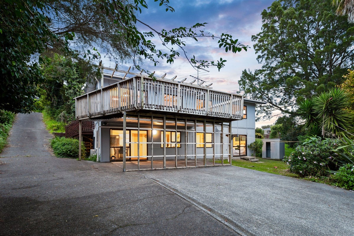 2/113 Manuka Road, Bayview, Auckland - Carousel 1