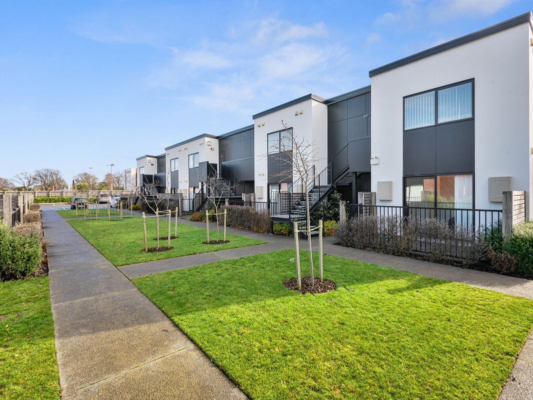 11/17 Warwick Street, Richmond, Christchurch - Carousel 1