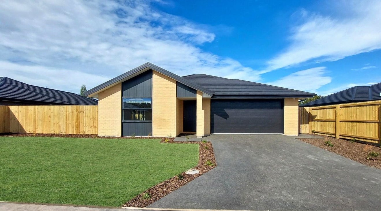 2/176 Hendersons Road , Hoon Hay, Christchurch City, Canterbury - Carousel 1