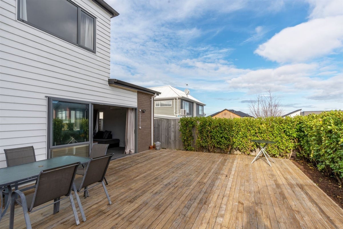 12 Springside Court, Huntington, Hamilton - Carousel 2
