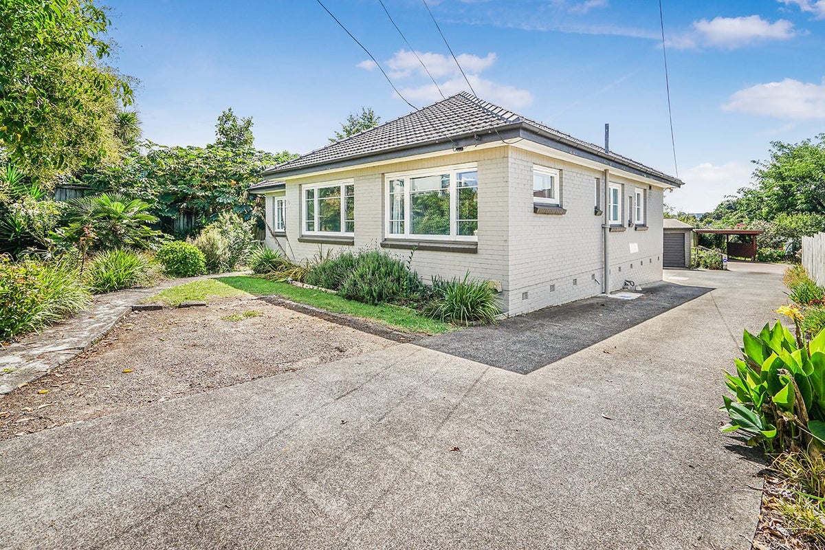 233 Cambridge Road, Hillcrest, Hamilton - Carousel 2