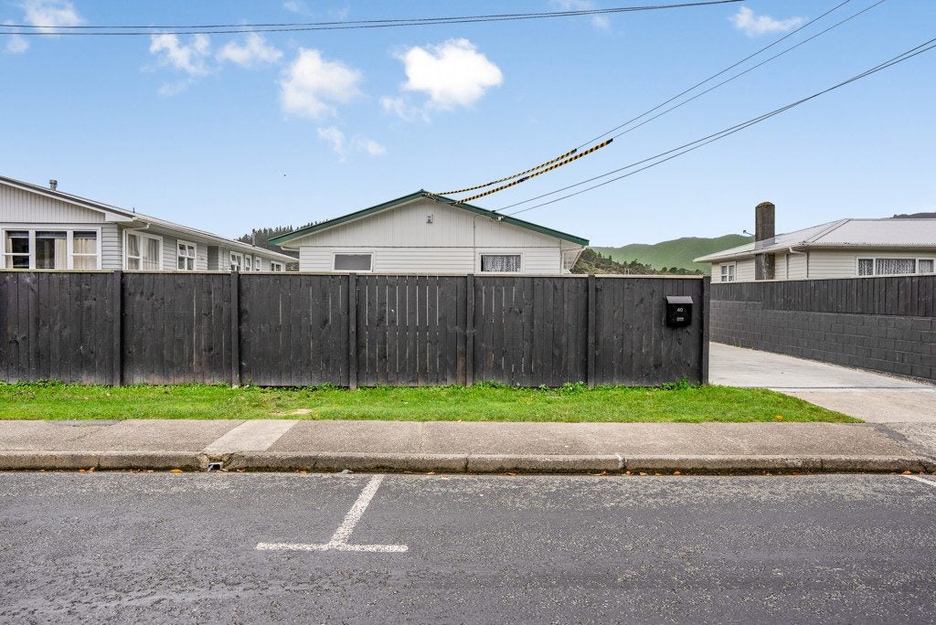 40 Konini Street, Wainuiomata, Lower Hutt - Carousel 2