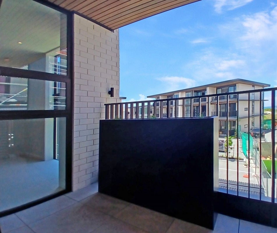 210/21 Pennant Street, Long Bay, Auckland - Carousel 1