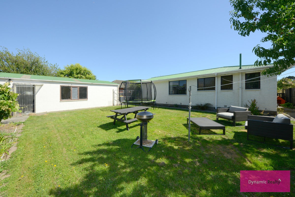 35 Warren Crescent, Hillmorton, Christchurch - Carousel 12
