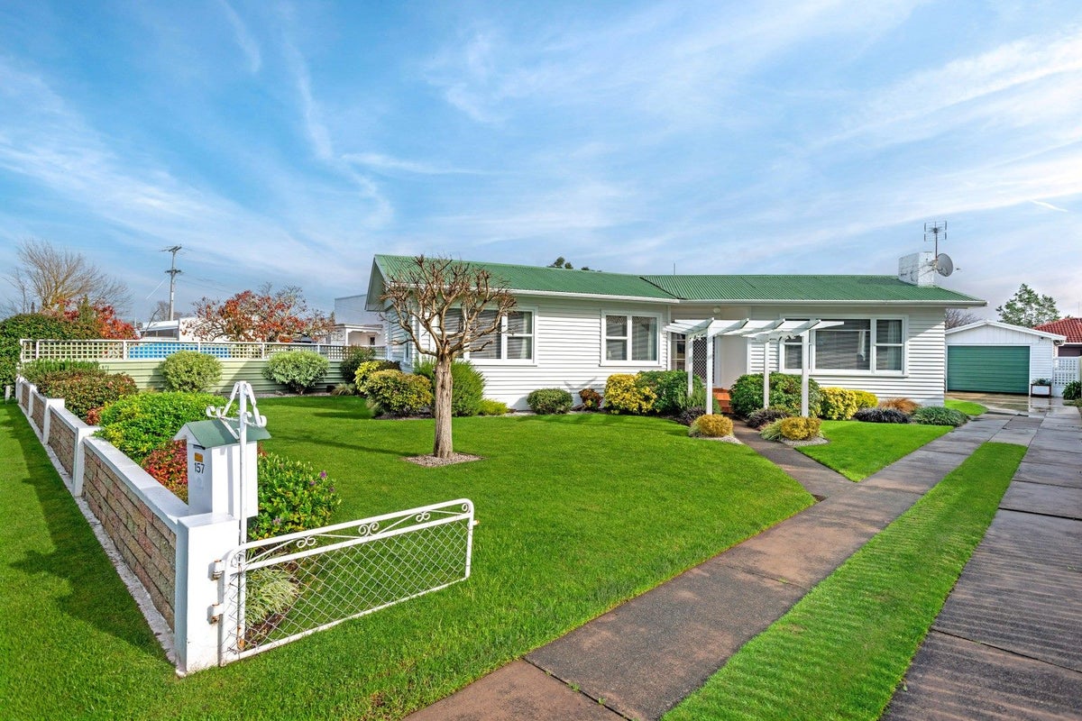 157 Lytton Road, Te Hapara, Gisborne - Carousel 1
