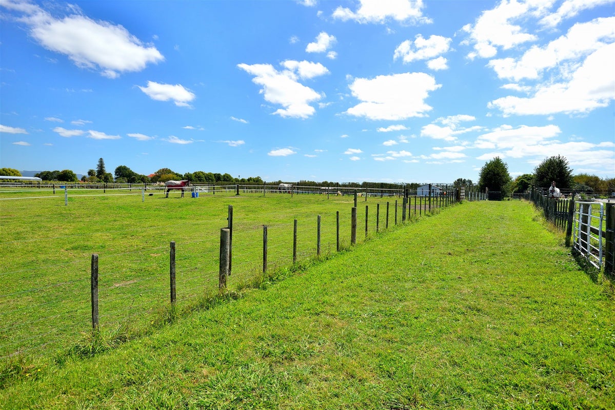 52 Parker Lane, Makaraka, Gisborne - Carousel 2