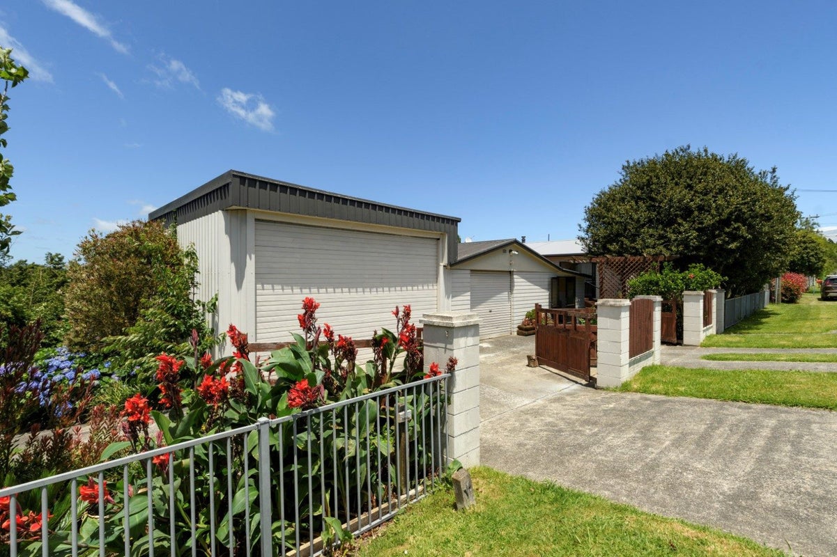 228 Plummers Point Road, Whakamarama, Tauranga - Carousel 1