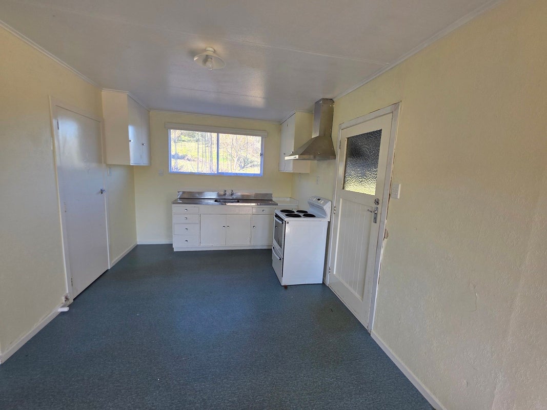 5A Lyell Road, Outer Kaiti, Gisborne - Carousel 2