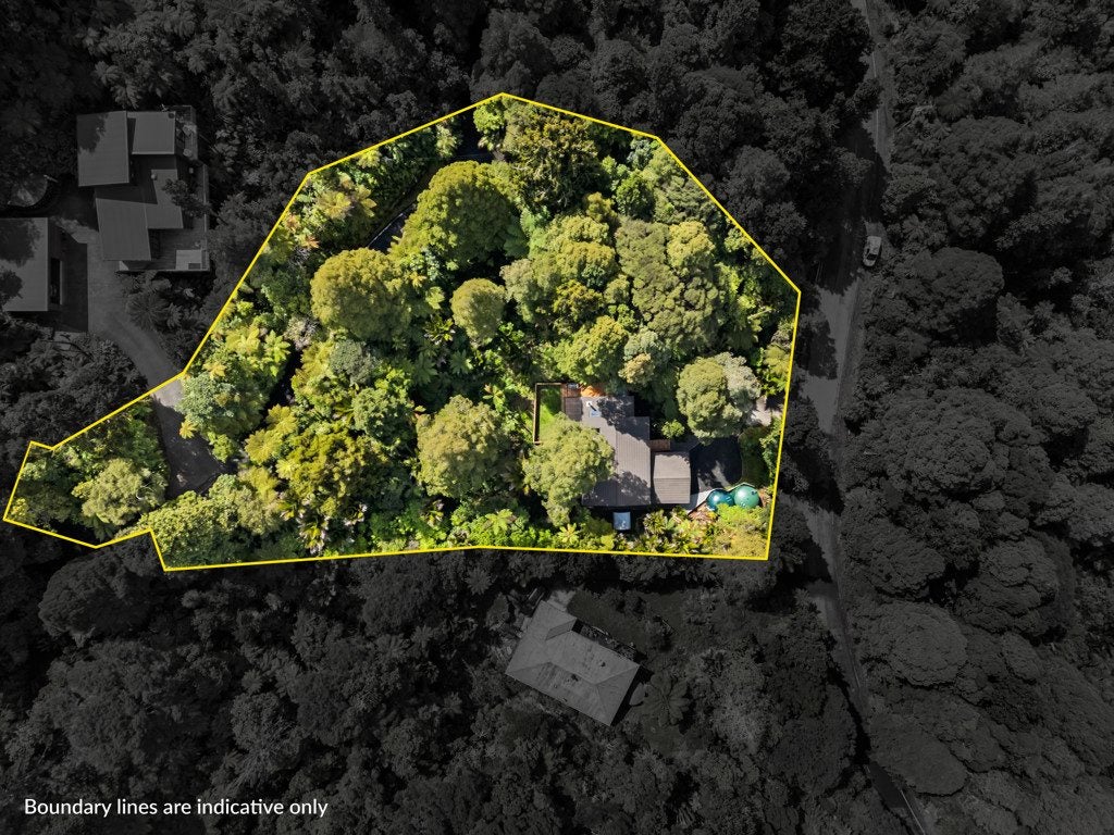 408 Scenic Drive, Waiatarua, Auckland - Carousel 27