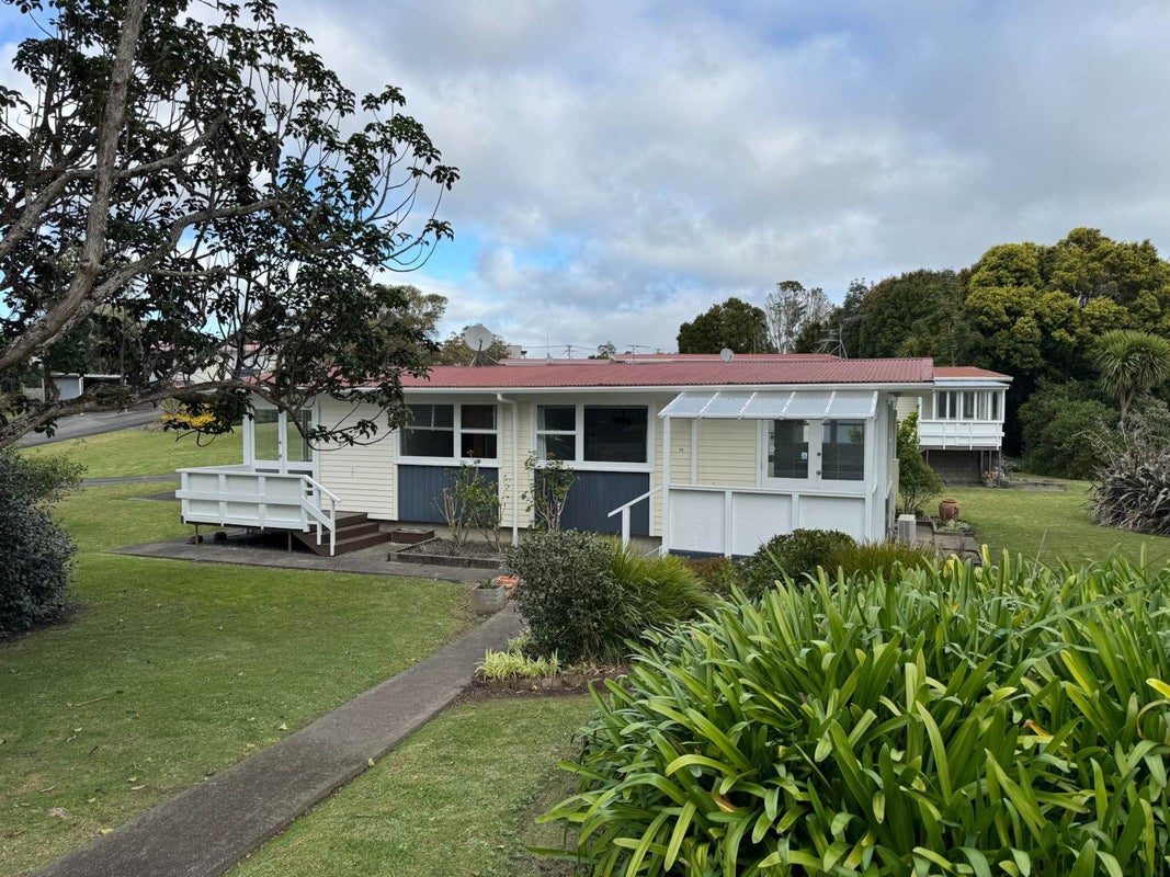 14/24 Bardia Street, Belmont, Auckland - Carousel 16