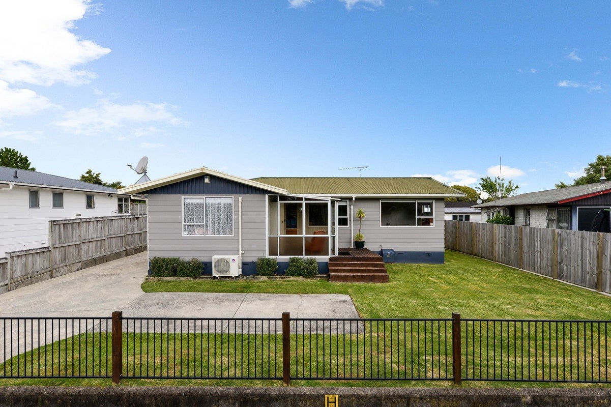 12 Lansdowne Crescent, Glenview, Hamilton - Carousel 41