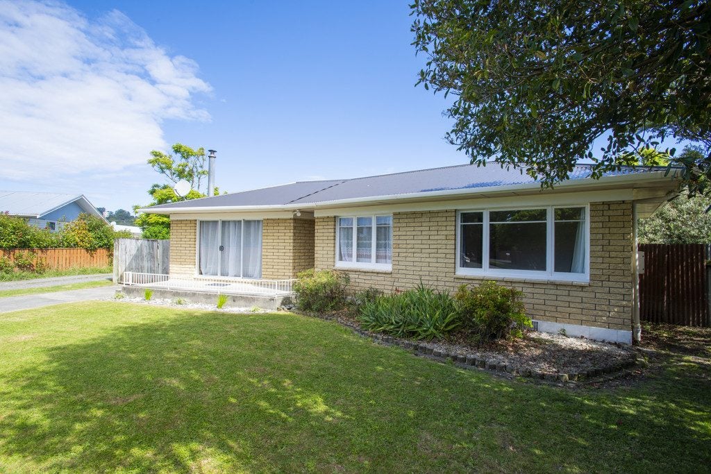 9 Porter Street, Outer Kaiti, Gisborne - Carousel 34